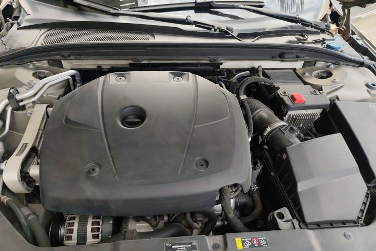 Used Volvo S60 2020 T4 Zhiyi Luxury Edition
