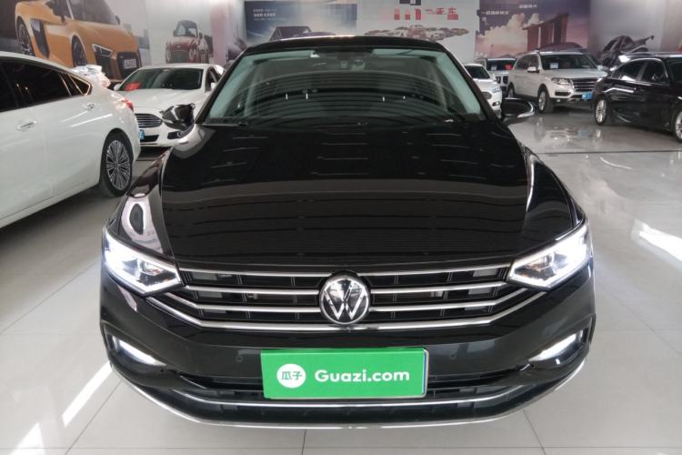 Used Volkswagen Magotan 2020 330TSI DSG Leading Model
