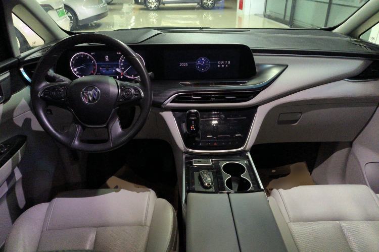 Used Buick GL8 2023 ES Lu Zun Deluxe Model
