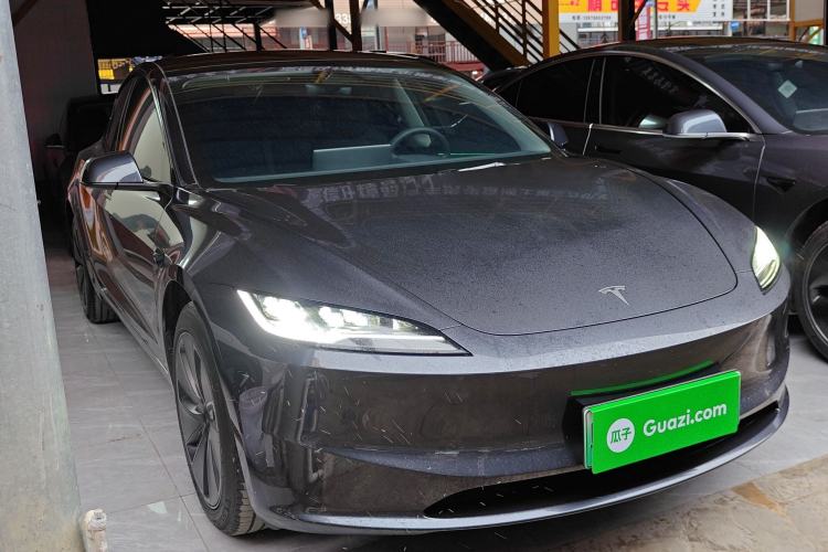 Used Tesla Model 3 2023 Long-Range All-Wheel-Drive Version