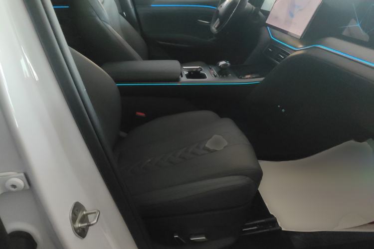 Used BYD Song L DM-i 2025 Intelligent Driving Version 160 km Beyond-Range Type
