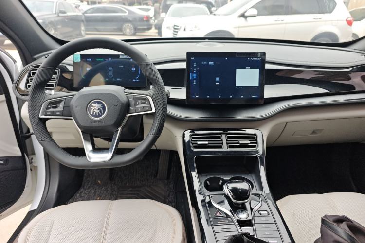 Used BYD Qin PLUS 2024 HONOR Edition DM-i 55KM Leading Model
