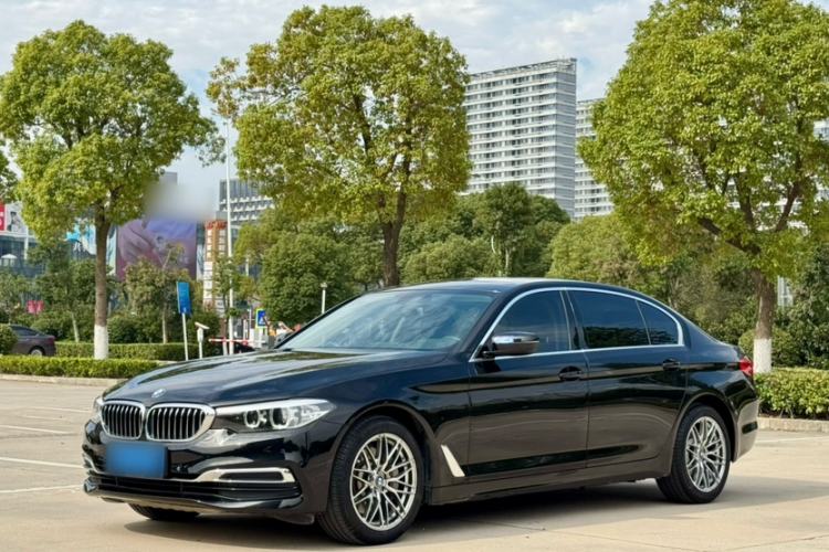 Used BMW 5 Series 2019 Facelifted 530Li Leading Edition Luxury Package
