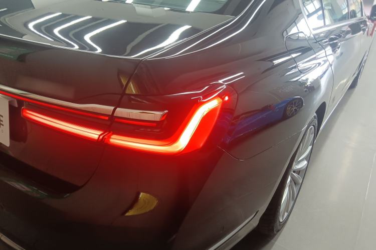 Used BMW 7 Series 2021 730Li Luxury Package
