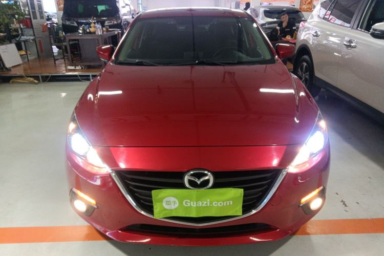 Used Mazda Mazda 3 Axela 2016 Sedan 1.5L Automatic Luxury Model
