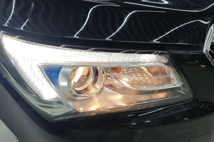 Used Buick LaCrosse 2013 2.4L SIDI Leading Comfort Version
