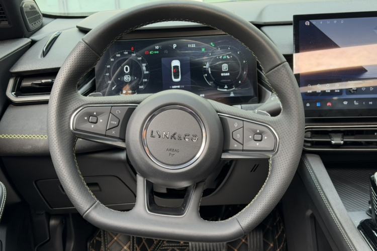 Used Lynk & Co 03 2023 1.5TD DCT JingPro
