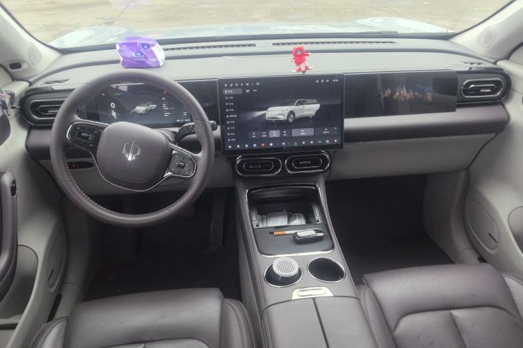 Used Leapmotor C11 2024 All-Electric 580 Luxury Edition
