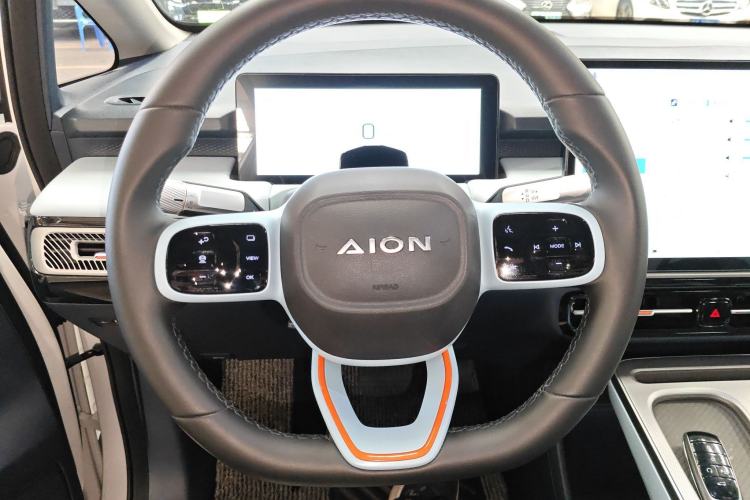 Used AION Y 2023 Plus 510 Tech Edition