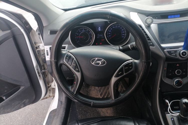 Used Hyundai Elantra (5th Generation / Langdong) 2015 1.6L Automatic Leading Model
