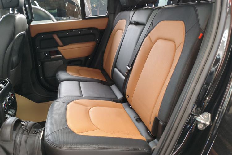 Used Land Rover Defender 2024 110 3.0T P400 X-DYNAMIC HSE
