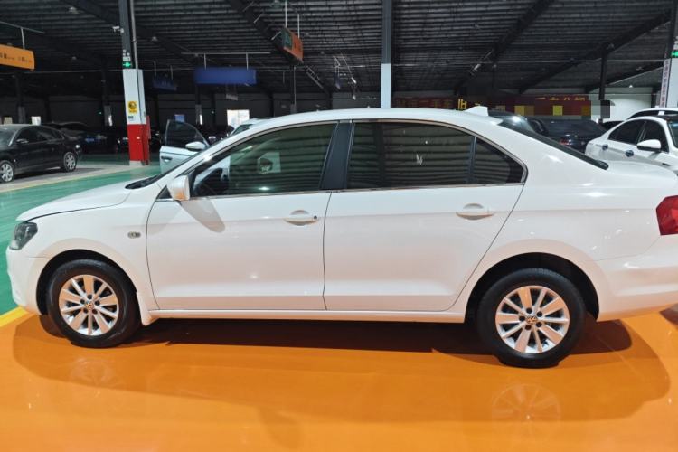 Used Volkswagen Jetta 2015 1.6L Automatic Fashion Model
