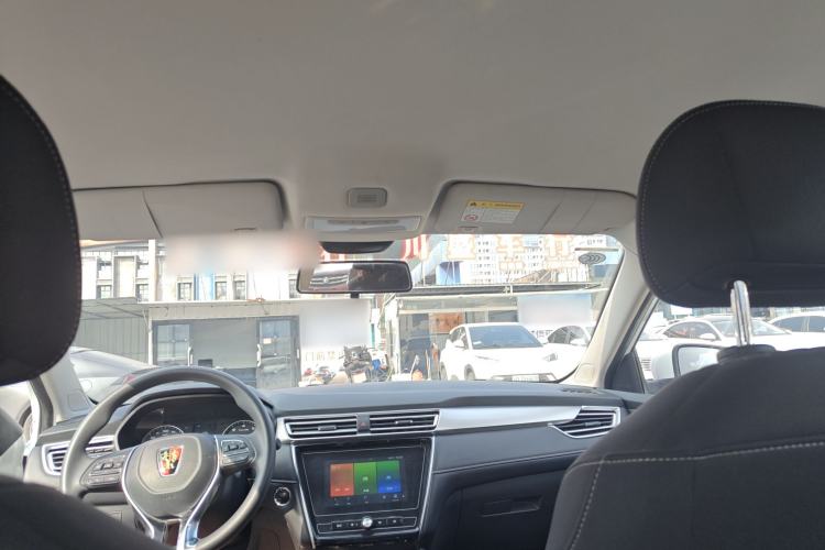 Used Roewe i5 2020 1.5L Manual 4G Connect Luxury Edition
