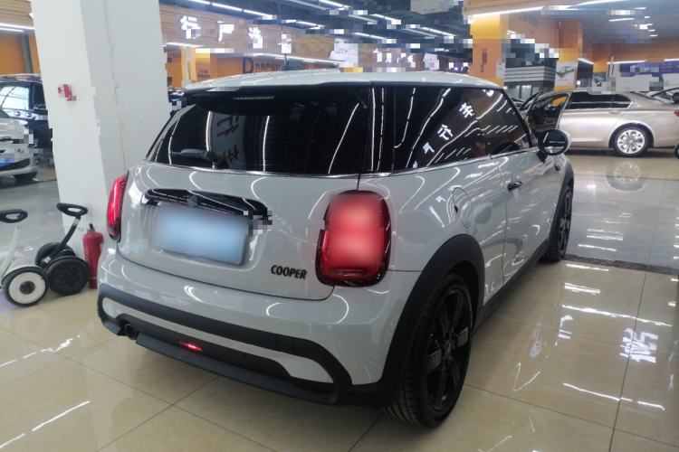 Used  MINI 2023 1.5T COOPER Artist