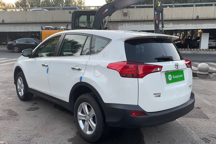 Used Toyota RAV4 2013 2.0L CVT Four-Wheel Drive New Edition
