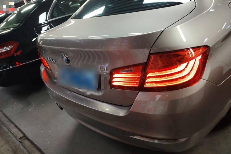 Used BMW 5 Series 2017 528Li Leading Model
