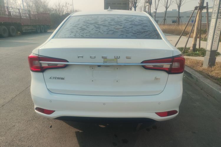 Used Roewe i5 2020 1.5L Automatic 4G Connect Luxury Flagship Edition
