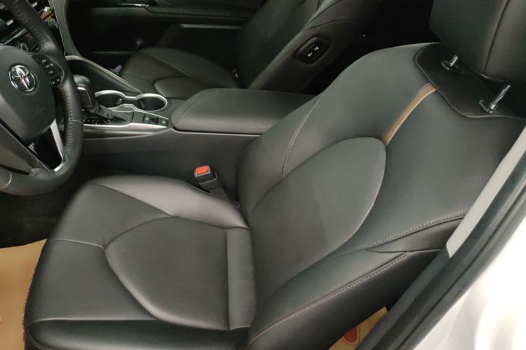 Used Toyota Camry 2023 2.0G Luxury Edition