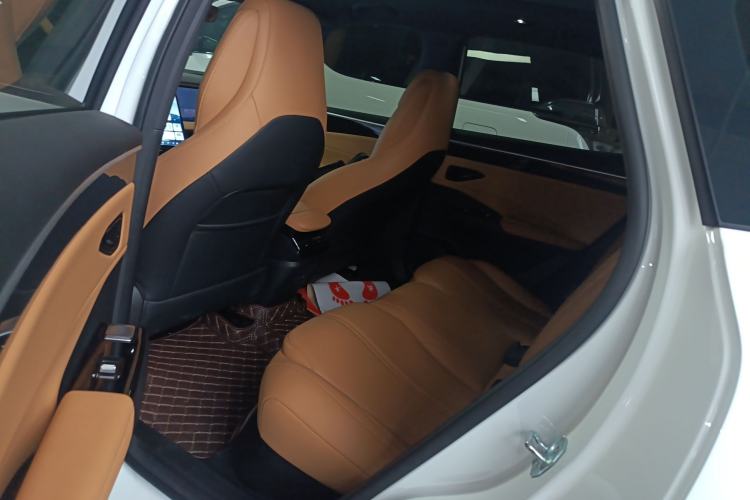 Used  L7 2023 1.5T 115 km PLUS
