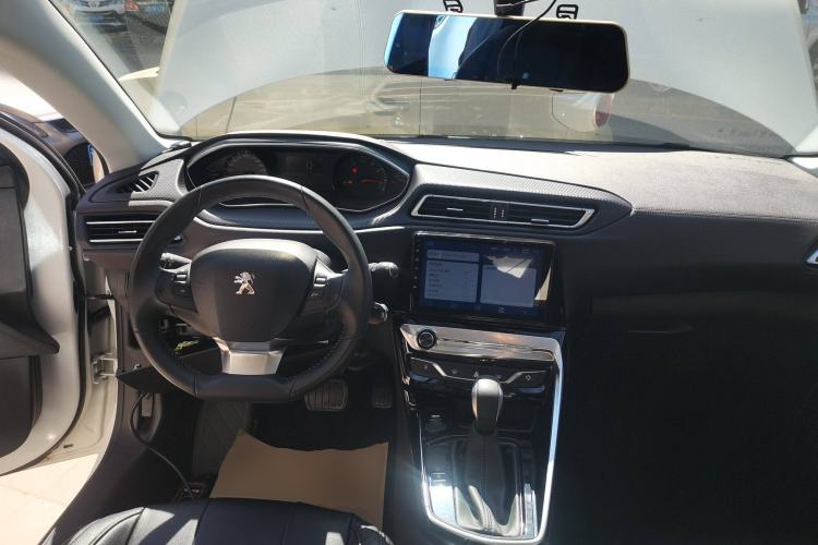 Used Peugeot 308 2018 1.6L Automatic Luxury Edition
