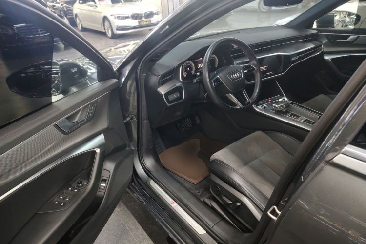 Used Audi A6L 2022 40 TFSI Luxury Dynamic Model