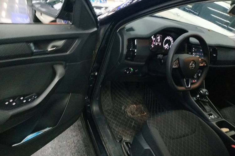 Used Skoda Kodiaq 2019 Restyled TSI330 5-Seater Two-Wheel Drive Standard Version China VI
