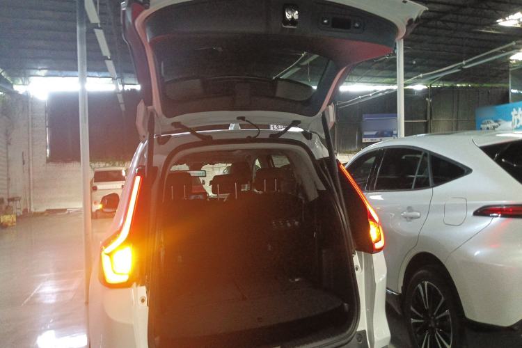 Used Honda CR-V 2023 240TURBO Two-Wheel Drive Deluxe Edition 7 Seats
