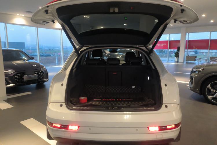 Used Audi Q3 2018 30th Anniversary Edition 30 TFSI Fashion Model