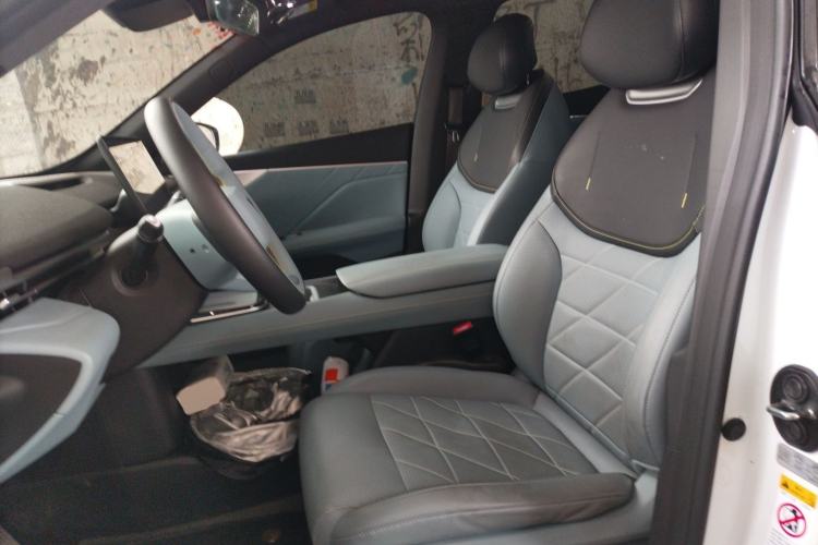 Used Deepal S05 2024 200Max Range-Extended Long-Range Version
