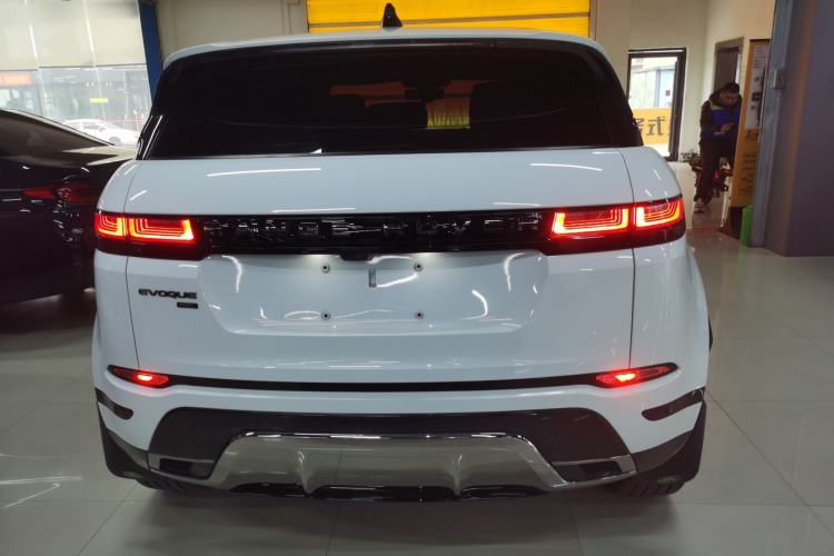 Used Land Rover Range Rover Evoque 2023 Aurora L 249 PS Luxury Edition
