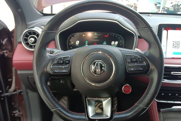 Used MG HS 2018 30T Automatic Two-Wheel Drive Trophy Edition—High-Octane V-Model
