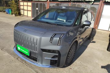 Used Zeekr 009 2024 7-Seater Aisle Version 108 kWh