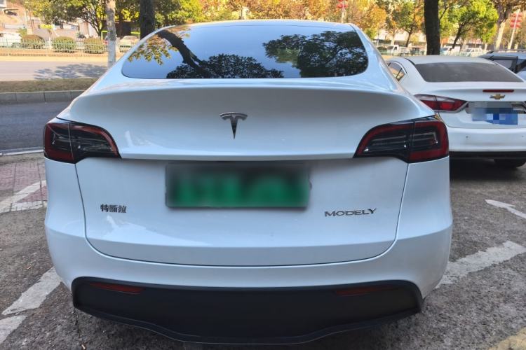 Used Tesla Model Y 2024 Rear-Wheel-Drive Version
