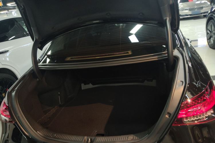 Used Mercedes-Benz E-Class 2023 Updated E 300 L Luxury Edition
