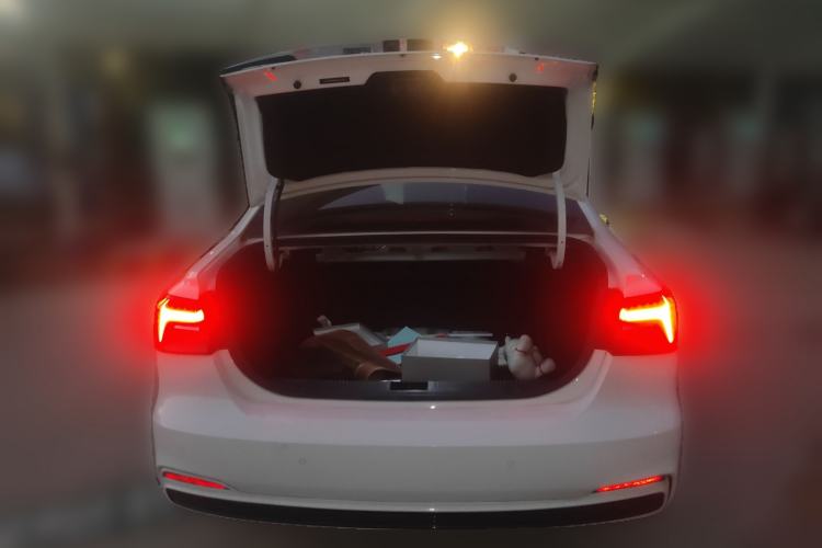 Used Roewe i6 MAX New Energy 2021 EV 500 Skyroof Flagship Edition
