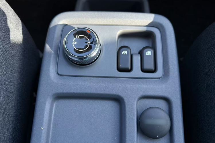 Used Wuling Yangguang 
