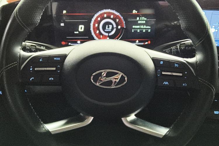 Used Hyundai Elantra 2021 1.5L CVT LUX Prestige Edition
