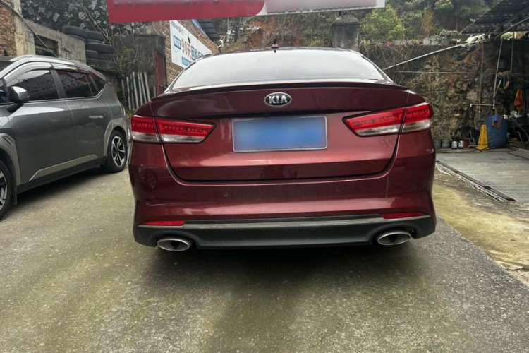 Used Kia K5 2016 2.0L Automatic LUX
