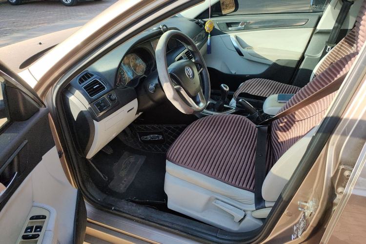 Used Brilliance H530 2011 1.6L Manual Comfort Version
