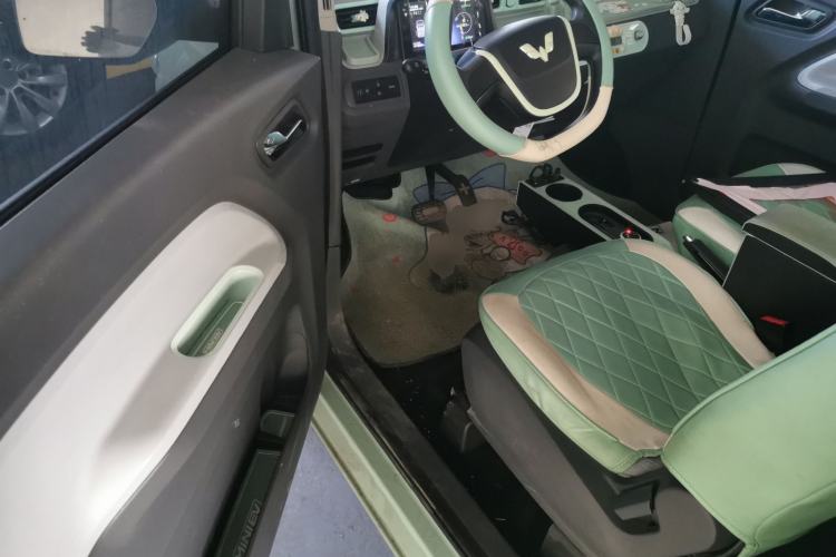 Used Wuling Hongguang MINIEV 2022 Macaron Premium Model – Lithium Iron Phosphate
