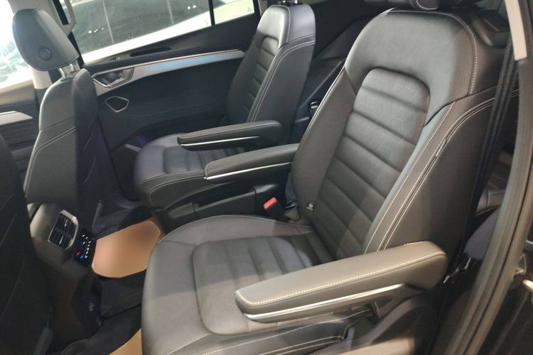 Used Volkswagen Talagon 2023 Facelift 380TSI All-Wheel-Drive Luxury Jiajing Pro 6-Seater
