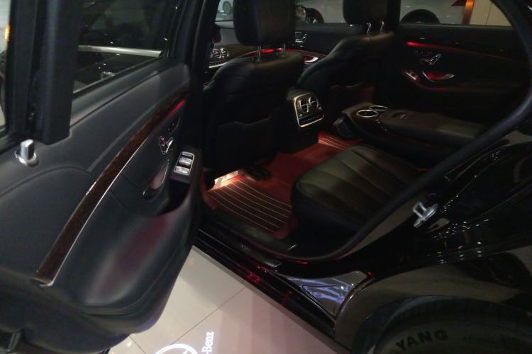 Used Mercedes-Benz S-Class 2017 S 320 L Business Model
