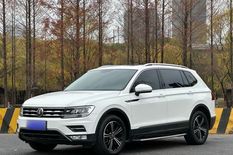 Used Volkswagen Tiguan L 2021 330TSI Automatic Two-Wheel Drive Smart Edition
