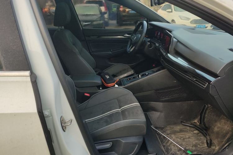 Used Volkswagen Golf 2023 Facelift 280TSI DSG R-Line Lite