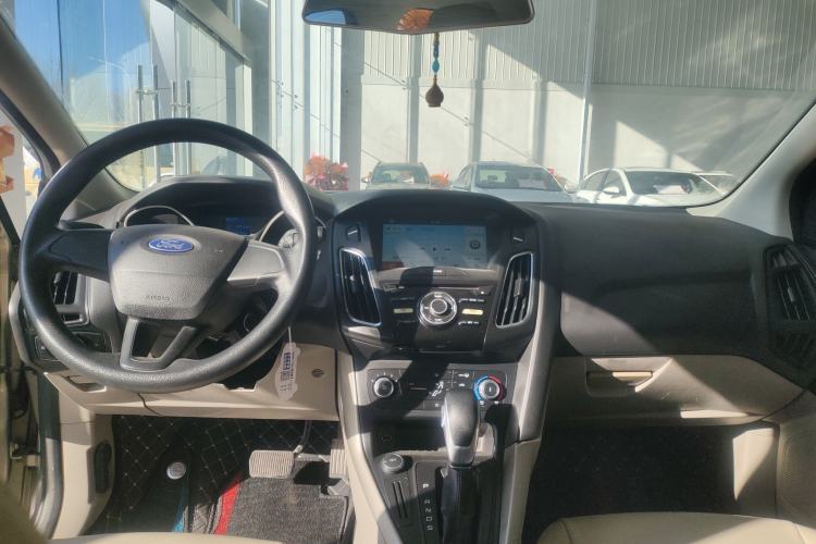 Used Ford Focus 2017 Sedan 1.6L Automatic Comfort Plus SmartDrive Edition
