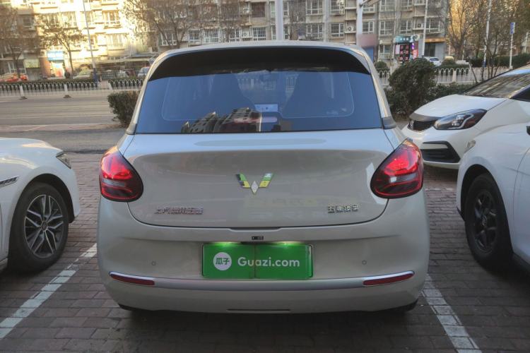Used Wuling Bingo 2023 203km Light Edition
