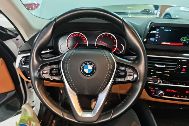 Used BMW 5 Series 2018 528Li Launch Special Edition
