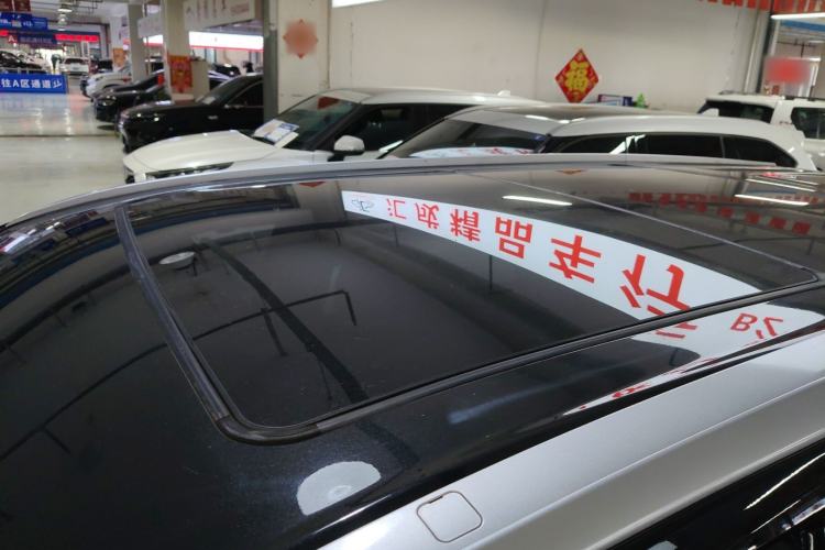 Used Toyota Highlander 2018 2.0T Four-Wheel Drive Luxury Edition 7 Seats China V Emission Standard
