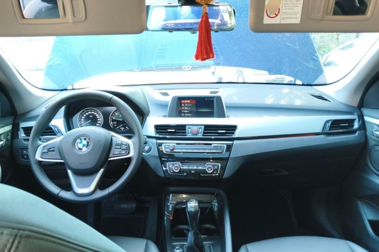 Used BMW X1 2019 sDrive20Li Leading Model
