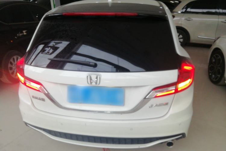 Used Honda Jade 2017 1.8L automatic Comfort version 5 seats